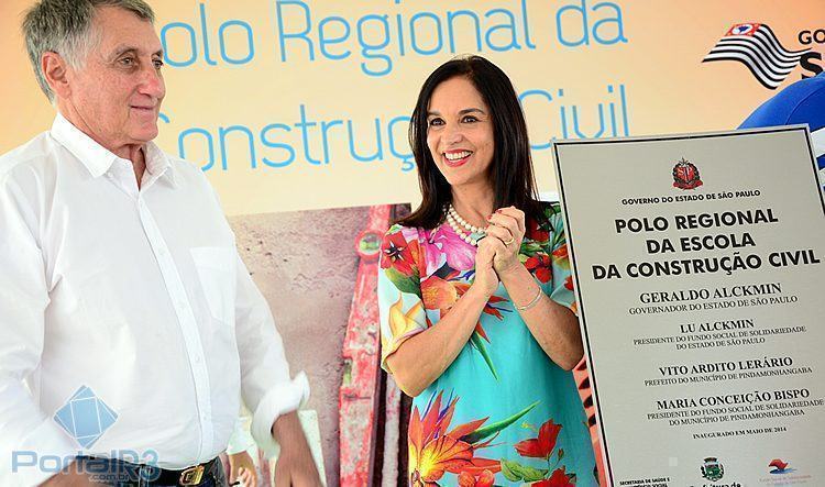 Placa inaugural do Polo de Construção Civil, que fica no Vale das Acácias. (Foto: Luis Claudio Antunes/PortalR3)