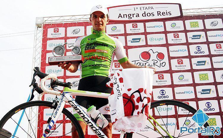 Bozó foi o único brasileiro no pódio da 1ª etapa do Tour do Rio. (Foto: Ciclismo SJC)