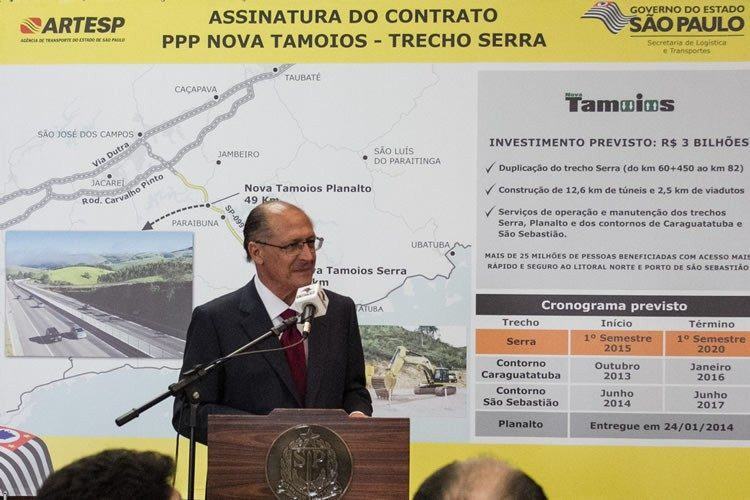 Alckmin destacou que a nova rodovia será fundamental para o fortalecimento do turismo, da construção civil, do pré-sal e do Porto de São Sebastião. (Foto: Tamires Santos)