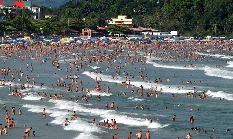 Movimento de turistas surpreende na alta temporada em Ubatuba - PortalR3