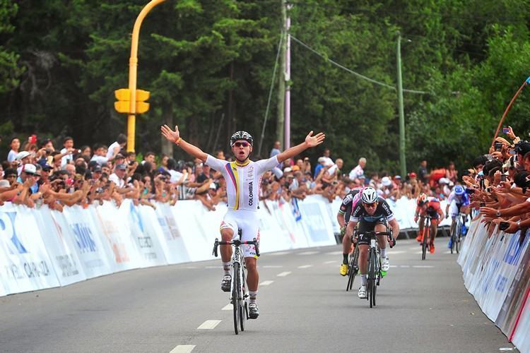 Gavira comemora sua segunda vitória nesta edição do Tour de San Luis. (Foto: Divulgação/Agência San Luis)