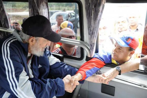 Fidel Castro reapareceu em público durante encontro com venezuelanos em uma escola em Havana. (Reprodução Granma/Foto: Juventude Rebelde - Direitos Reservados
