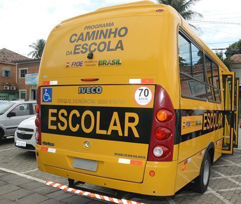 O ônibus adaptado possui duas áreas reservadas para cadeiras de rodas e 13 assentos, devidamente adequados à realidade do município. (Halsey Madeira |PMSS)