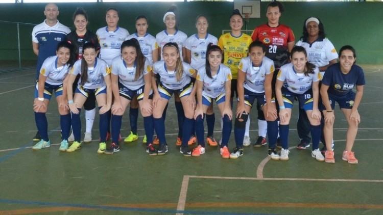 As garotas nascidas de 1998 a 2003 poderão participar da seletiva de futsal feminino no dia 12 de agosto no Ginásio Altos de Santana. (Foto: Tião Martins/PMSJC)