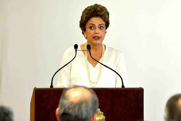 De acordo com a presidenta Dilma Rousseff, a nova legislação aperfeiçoa os mecanismos previstos na Lei Anticorrupção, de 2013. (Foto: Wilson Dias/Agência Brasil)