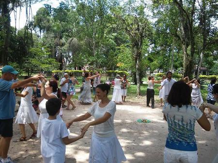 Dança circular no Bosque da Princesa. (Foto: Divulgação/PMP)