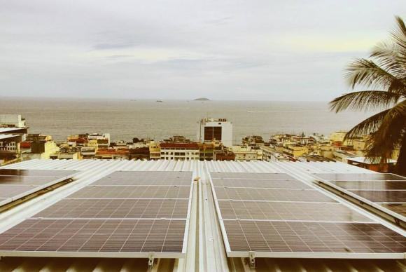 Comunidade do Rio investe em energia solar. (Foto: Divulgação)