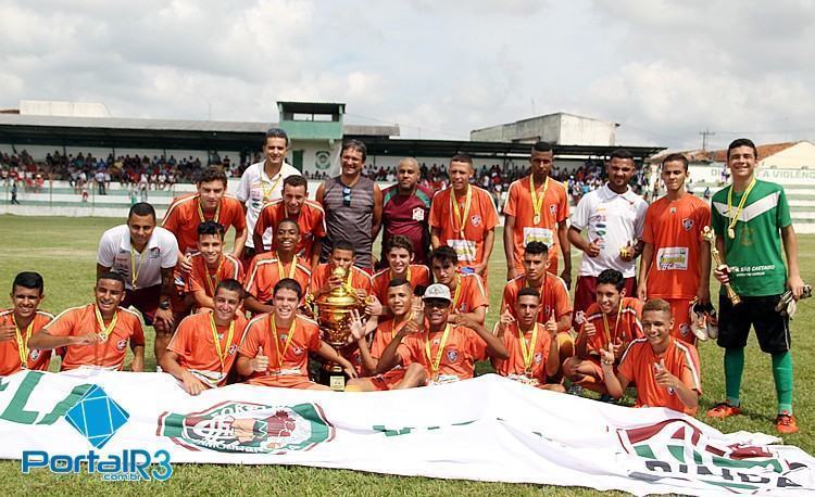 Fluminense comemora o título da competição Sub17 da Copa Regional. (Foto: Alex Silva/PortalR3)