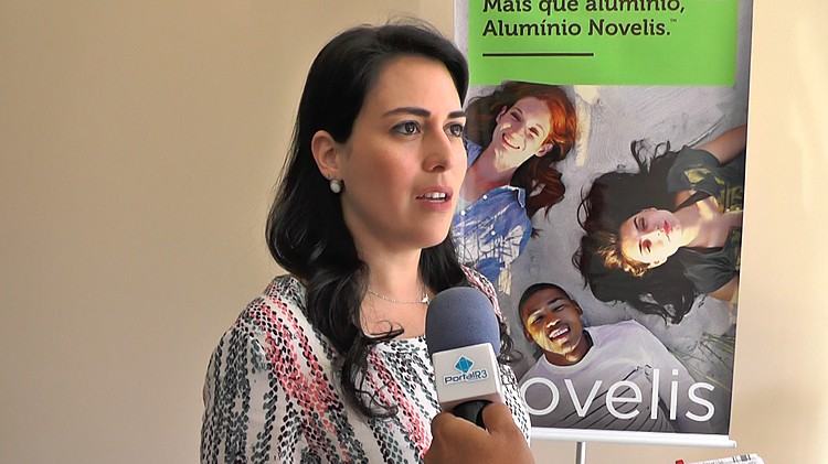 Raquel Macedo, gerente de Comunicação Externa da Novelis. (Foto: PortalR3)