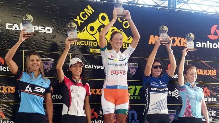 O resultado manteve a ciclista como líder geral da categoria Pro feminina, uma vez que Cristiane já havia vencido a 1ª etapa em MG. (Foto: Divulgação/PMSJC) 