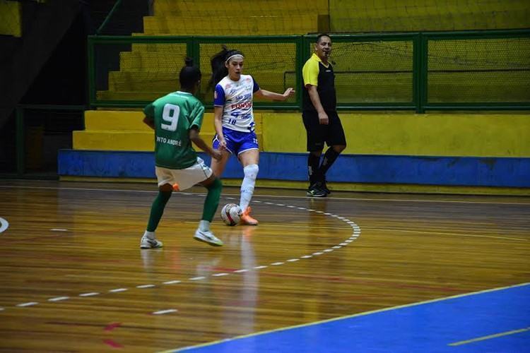 Lance da partida em Santo André. (Foto: Alex Santos/Futsal Feminino SJC)