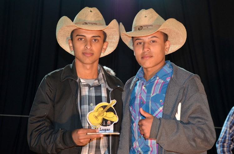 José Junior e Gabriel, de Monteiro Lobato, foram os campeões desta edição. (Foto: Divulgação) 