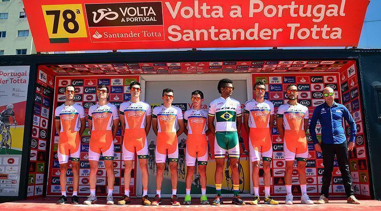 Equipe joseense na apresentação da Volta a Portugal. (Foto: Luis Claudio Antunes/Bike76)