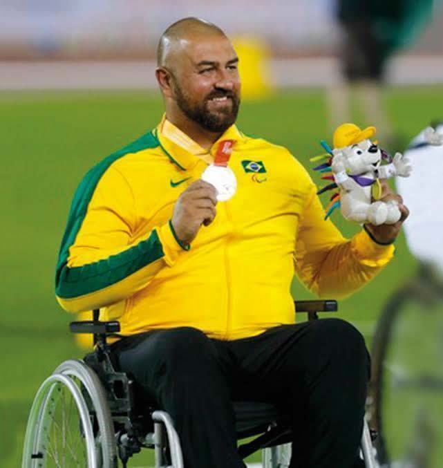 André Rocha foi vice-campeão nos Jogos Parapanamericanos de Toronto em 2015, nas categorias de Atletismo e Arremesso de Peso. (Foto: Divulgação)