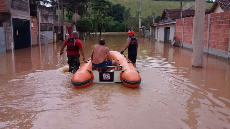 Em São José dos Campos, equipes de funcionários e voluntários da Defesa Civil estão prontas para monitorar e atuar em situações de risco. (Foto: Divulgação/PMSJC)