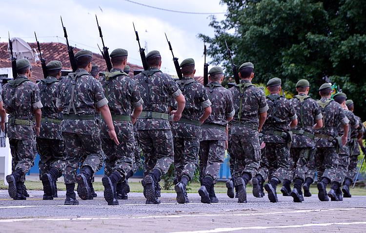 Jovens podem se alistar no Exército, Marinha ou Aeronáutica. (Foto: Alex Santos/PortalR3)