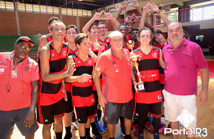 Flamengo é campeão da 1ª Taça Pindamonhangaba de Basquete - PortalR3