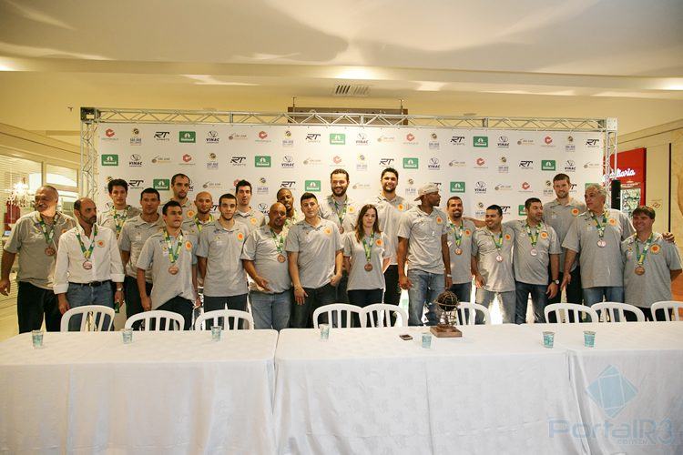 Elenco do São José para temporada 2014/2015. (Foto: Fernando Noronha/PortalR3)