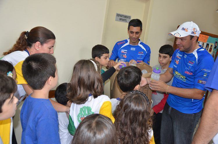 Integrantes da equipe estarão mostrando um pouco do mundo do ciclismo para crianças de São José dos Campos. (Foto: Luis Claudio Antunes/PortalR3)