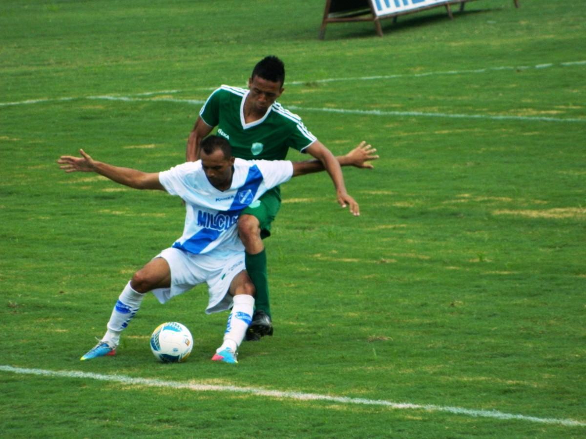 Taubaté mostra força diante de adversário fraco e goleia. (Foto: Talita Leite / PPESPORTE)