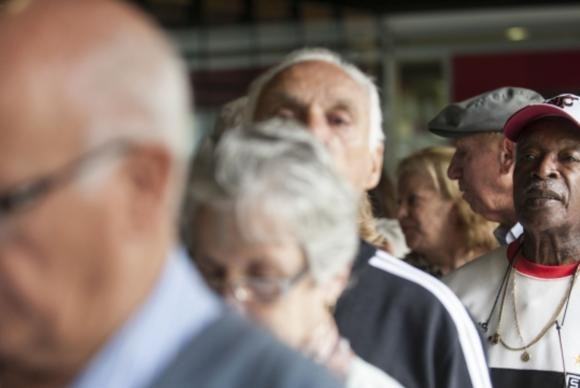A intenção é substuituir o fator por uma fórmula que retarde o início das aposentadorias (Arquivo/Agência) Brasil