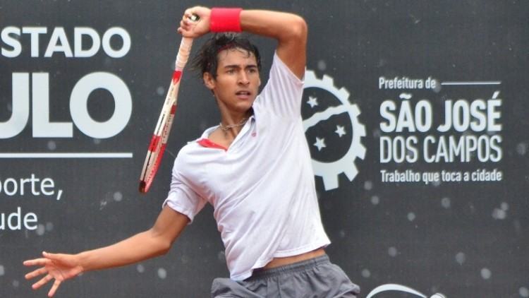 Igor Marcondes ficou em segundo lugar no Banana Bowl, mas agora está entre os 100 melhores no ranking da ITF . (Foto: Tião Martins/PMSJC)