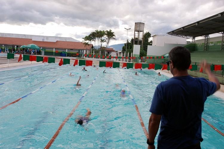 A Secretaria de Juventude, Esportes e Lazer da Prefeitura oferece as atividades aquáticas nos centros esportivos João Carlos de Oliveira - "João do Pulo", José Ely Miranda -"Zito, Rita Eni Cândido - Ritoca -, e no Cidade Nova. (Foto: Marcos Cuba/PMP)