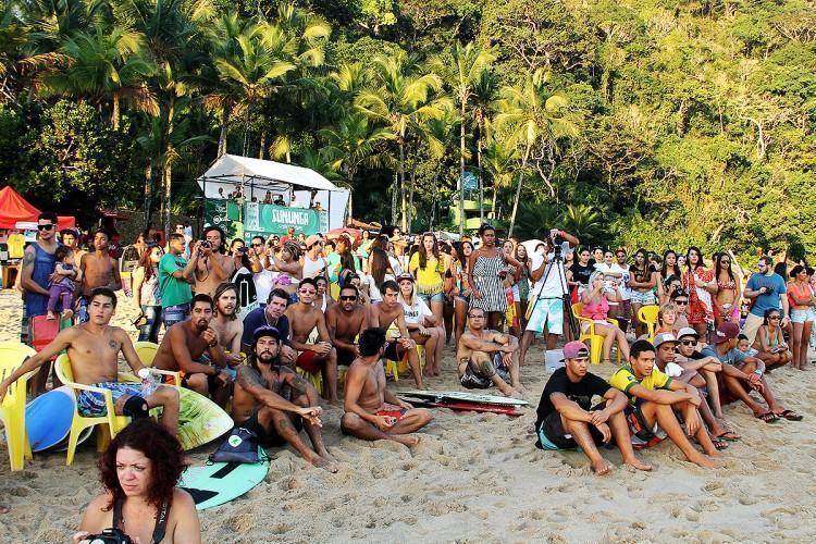 Atleta local contou com apoio da torcida e mesmo com uma bela performance acabou derrotado pelo norte-americano Blair Conklin. (Foto: Divulgação/PMU)
