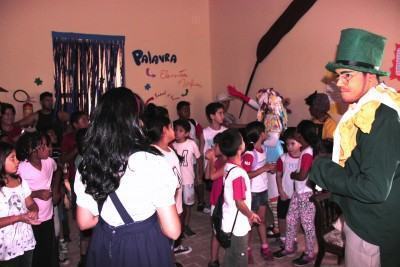 Nos dois dias, os personagens de Lobato apresentam a peça “A receita do amor” em dois horários, às 11h e às 16h. (Foto: Divulgação/PMT)