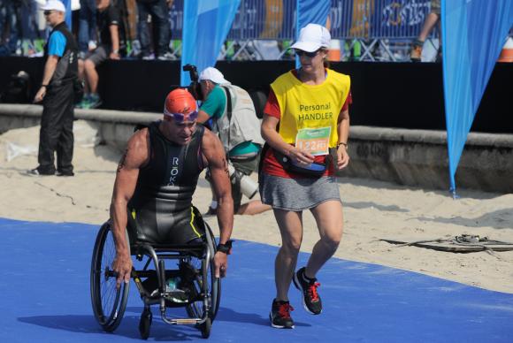 Segundo evento-teste para os Jogos Olímpicos de 2016 ocorreu na Praia de Copacabana, onde atletas paralímpicos realizaram provas de paratriatlon. (Foto: Tomaz Silva/Agência Brasil)