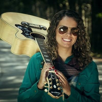 Influenciada pela irmã, Patrícia tem gosto pelo canto desde criança.(Foto: Divulgação/PMT)