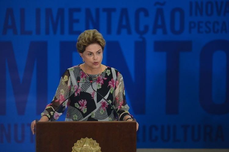 A presidenta destacou que o Brasil "tem uma solidez institucional” e voltou a pedir união das forças políticas para fazer o país voltar a crescer. (Foto: José Cruz/Agência Brasil)