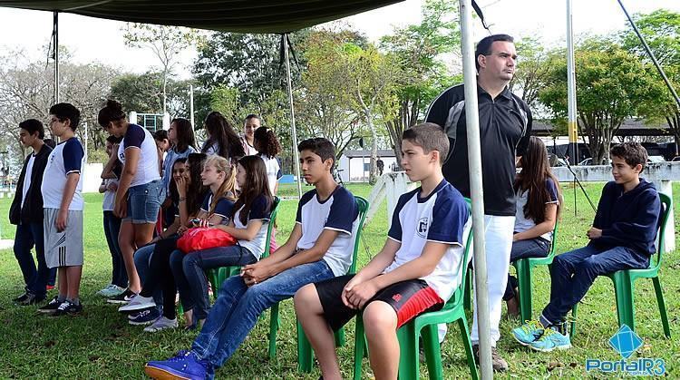 Alunos da escola Escola Estadual Dirce Aparecida Pereira Marcondes. (Foto: Luis Claudio Antunes/PortalR3)