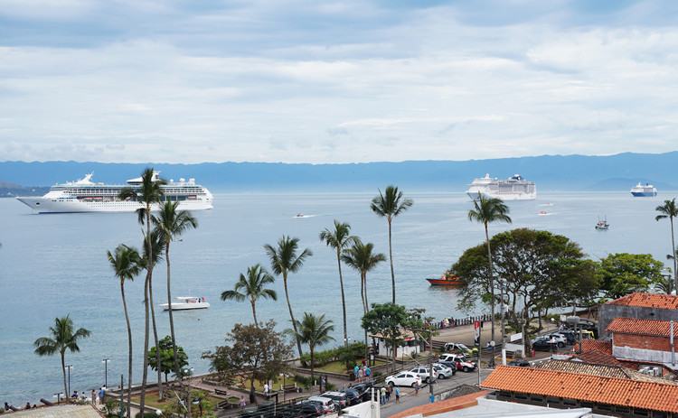 Temporada de navios 2015-2016 começa no dia 10 de novembro. São 113 escalas confirmadas em Ilhabela, sendo 20 escalas duplas e outras duas triplas. Mais de 280 mil turistas devem passar pelo arquipélago. (Foto: Gustave Gama/PMI)