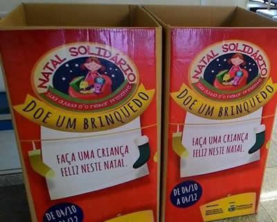 As caixas para doação estão distribuídas em prédios públicos e nas empresas apoiadoras da campanha. (Foto: divulgação)