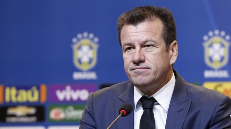 Dunga durante a divulgação dos convocados. (Foto: Alan Lima / Mowa)