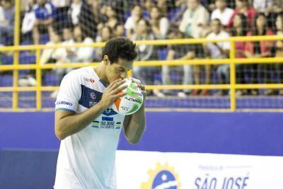 Na avaliação estatística por equipes, um ponto de destaque do time joseense tem sido o saque. (Foto: Divulgação)