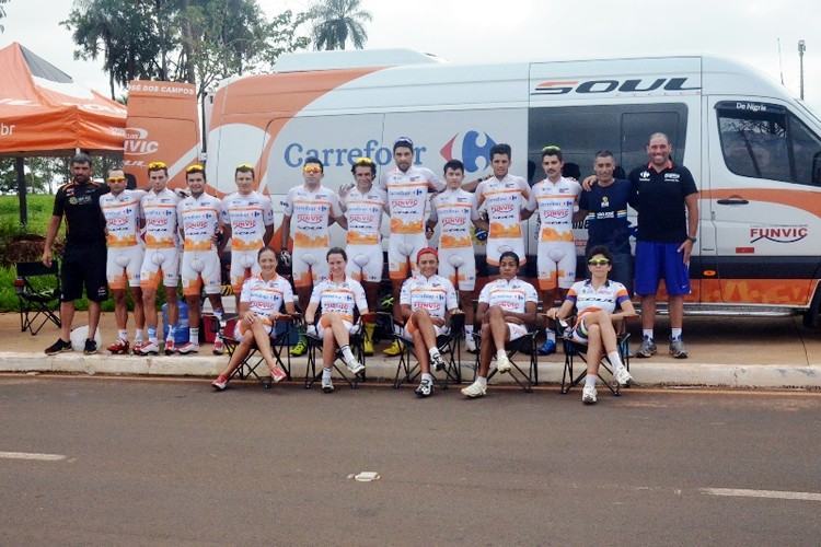 Equipe de ciclismo de São José dos Campos. (Foto: Tião Martins/PMSJC)