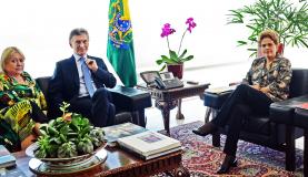 A presidenta Dilma Rousseff recebeu, na semana passada, a futura chanceler da Argentina Susana Malcorra e o presidente eleito, Mauricio Macri, no Palácio do Planalto. (Foto: Elza Fiúza/Agência Brasil)