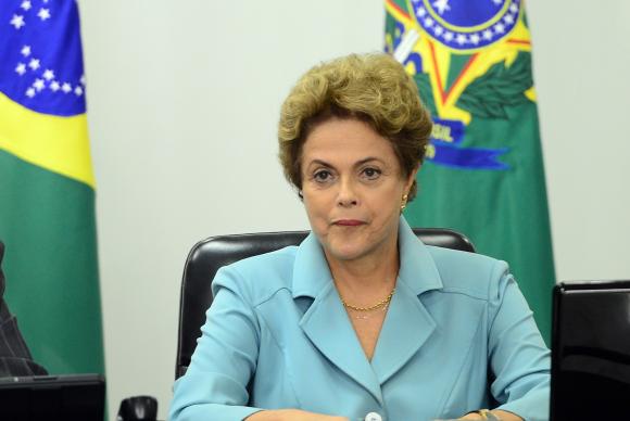 De acordo com a proposta aprovada pelo Congresso Nacional, a correção do benefício para todas as famílias seria medida de acordo com a inflação acumulada de maio de 2014 a dezembro de 2015. (Foto: Arquivo/Fabio Rodrigues Pozzebom/Agência Brasil)