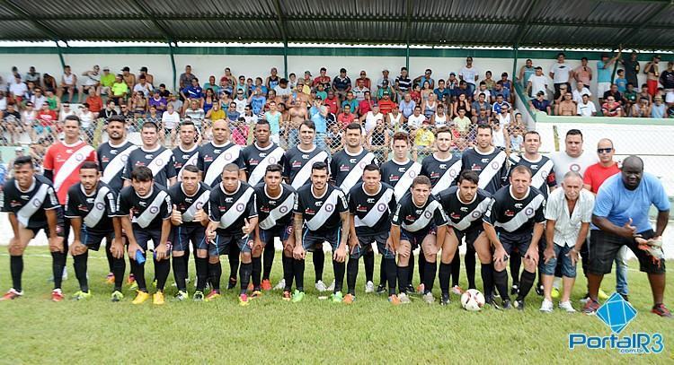 Time do Vila São José. (Foto: Alex Santos/PortalR3)