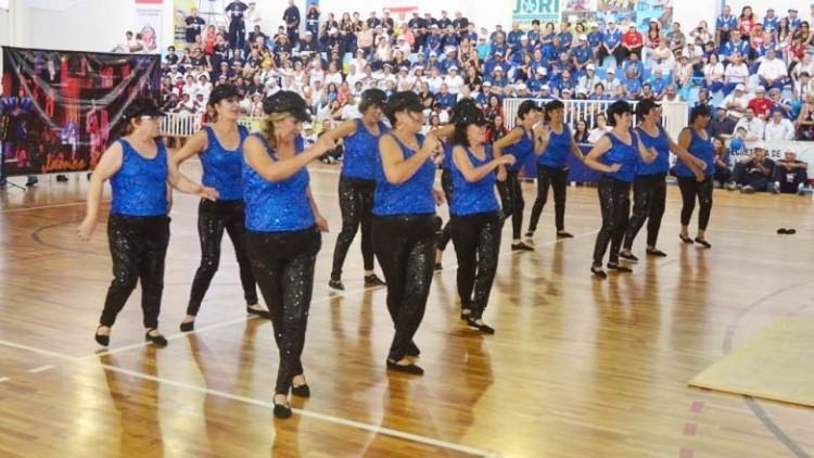 Já foram três títulos consecutivos. A coreografia deste ano é baseada na cultura do nordeste e inspirada nos ritmos do xaxado e frevo. (Foto: Tião Martins/PMSJC)