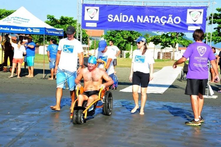 Mais de 200 competidores estiveram no circuito de natação, corrida e ciclismo de acordo com os organizadores. (Foto: (Foto: Luis Gava/PMC)