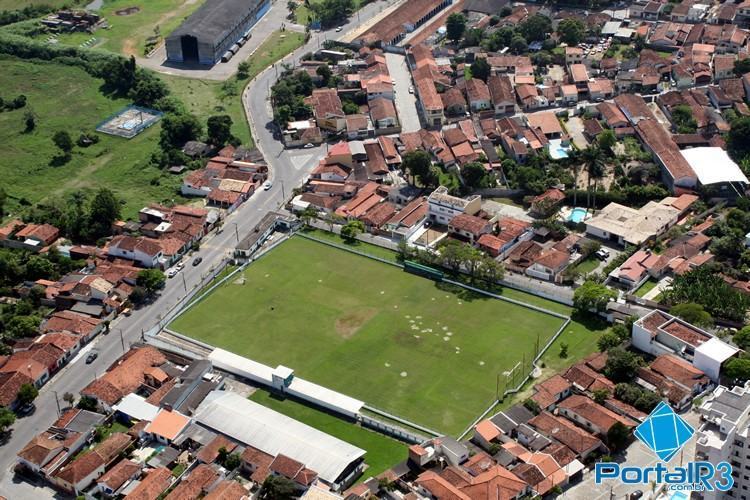 Estádio Antônio Pinheiro Júnior, no bairro Boa Vista. (Foto: Arquivo PortalR3)