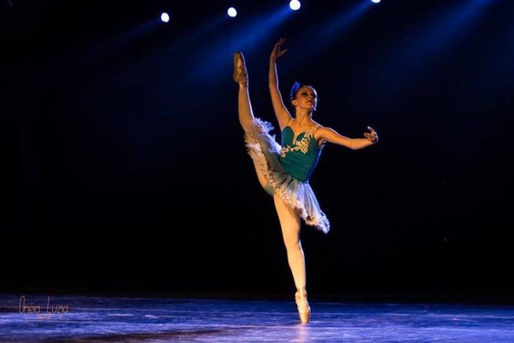 Maria Júlia é aluna de balletclássico desde 2006 e foi indicada para participar da importante competição internacional após sua apresentação no XIX New Fest Dance de Campos do Jordão em 2015. (Foto: Divulgação/PMU)