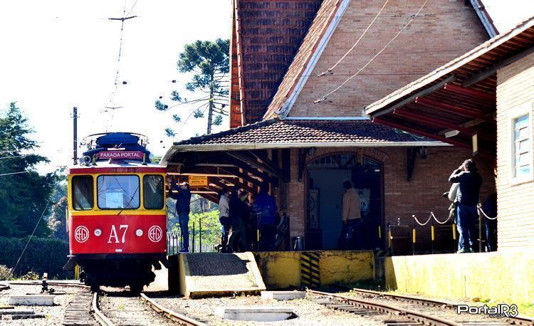 Passeios partem da estação Emílio Ribas, no Capivari. (Foto: Luis Claudio Antunes/PortalR3)