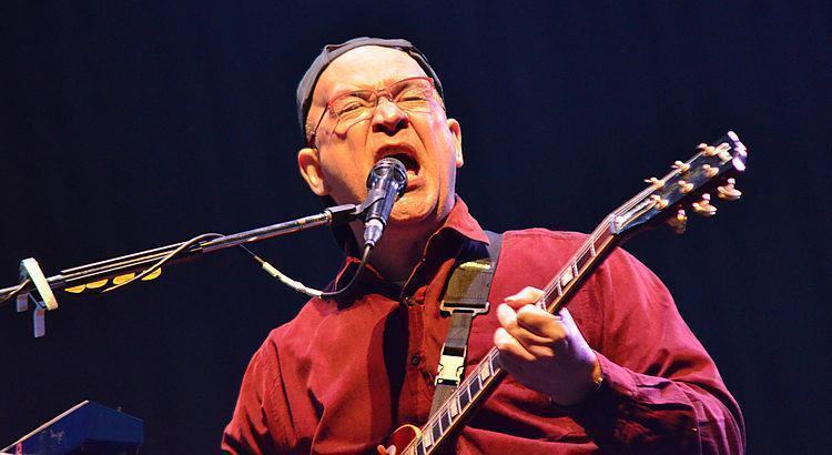 Herbert Vianna durante show em Pindamonhangaba. (Foto: Luis Claudio Antunes/PortalR3)