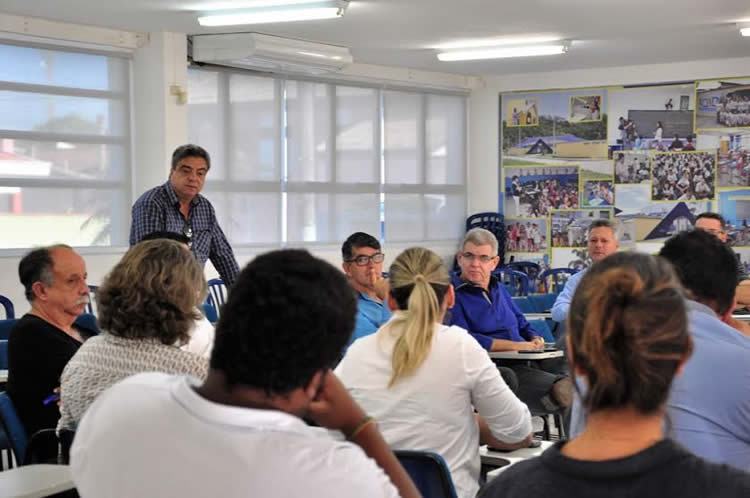 No encontro, foram debatidos assuntos relacionados à manutenção, transporte, alimentação, informática, telefonia, primeiros-socorros, trânsito, divulgação, segurança e locais de competições. ((Foto: Cristiane Demarchi/PMC)