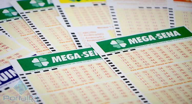 A aposta mínima na Mega-Sena é de R$ 3,50 e pode ser feita em qualquer lotérica do país. (Foto: PortalR3)