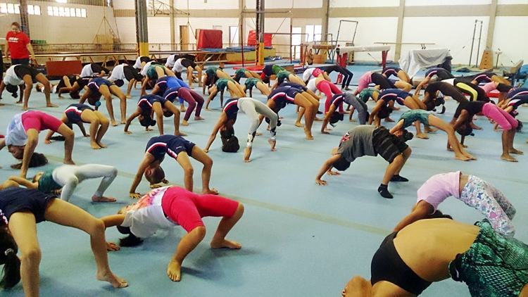 Alunos durante o evento no Centro de Treinamento Luiz Caloi. (Foto: Divulgação)